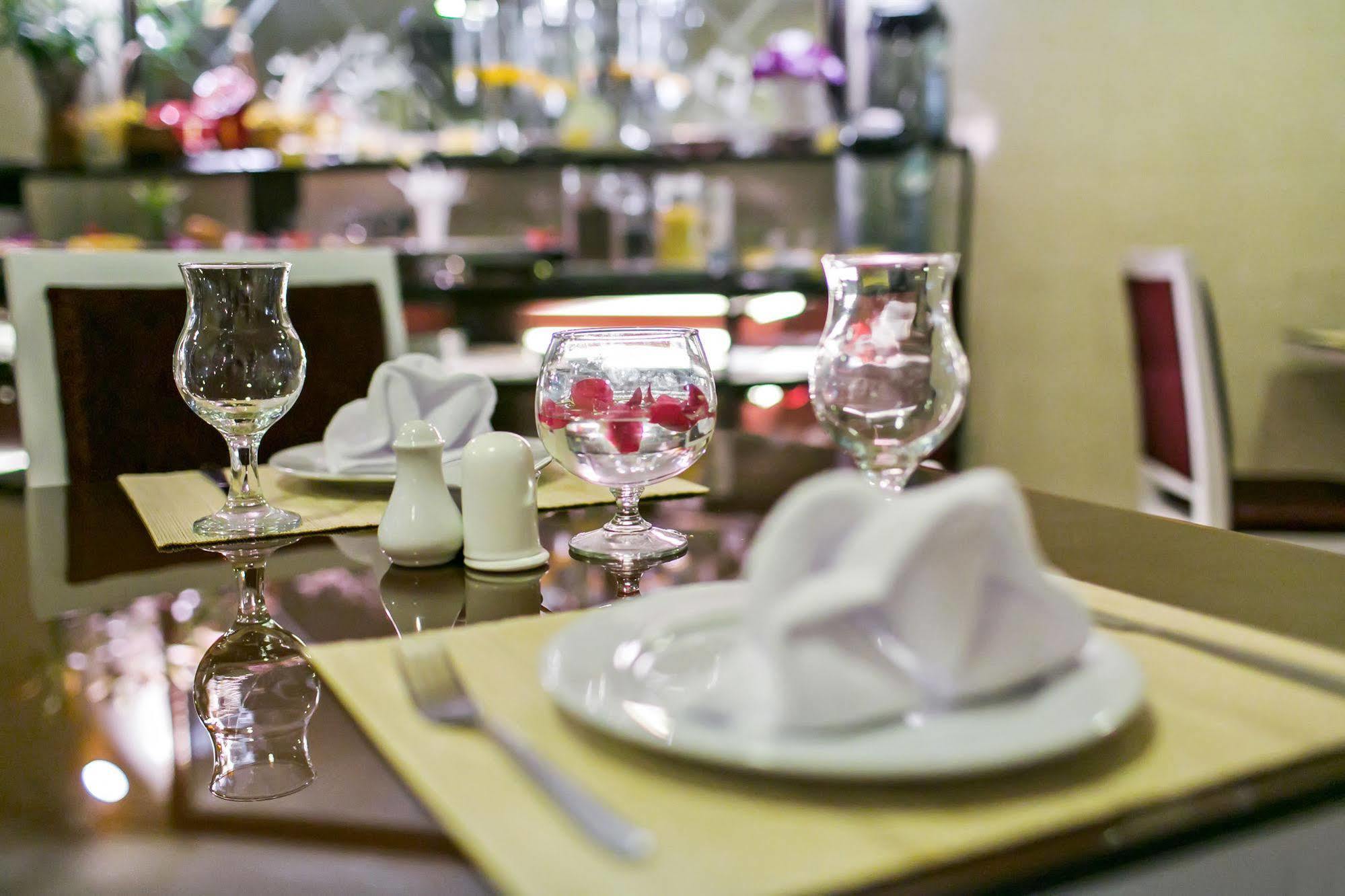 Hanoi Veris Boutique Hotel & Spa Esterno foto